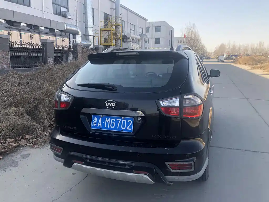 BYD S6 2012