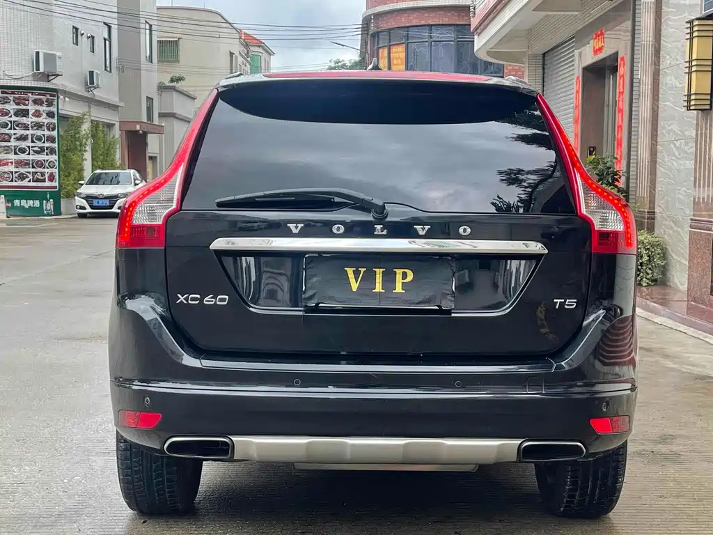 VOLVO XC60 IMPORT 2014
