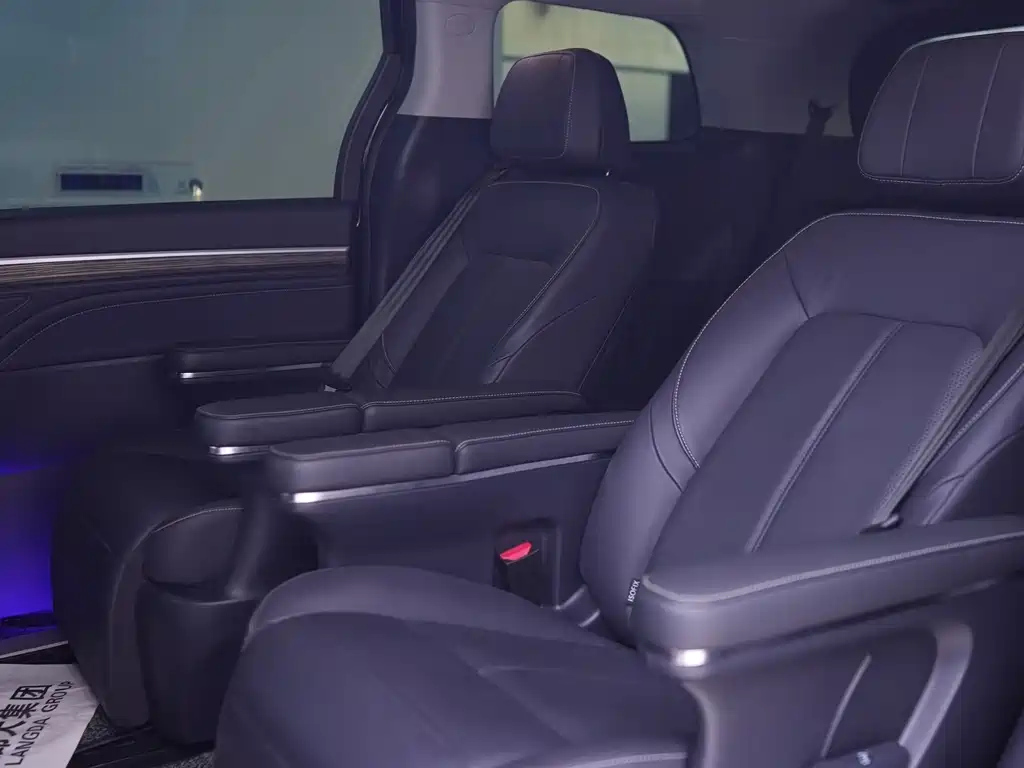 TRUMPCHI M8 2021