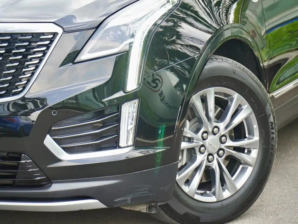 CADILLAC XT5 2020