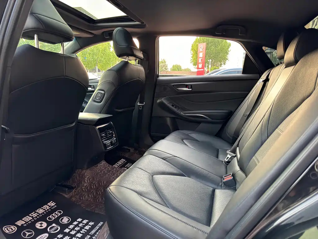 TOYOTA AVALON 2022