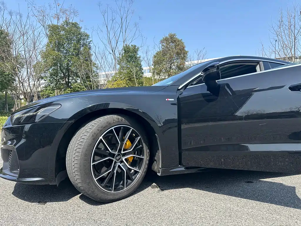 AUDI A7 2021