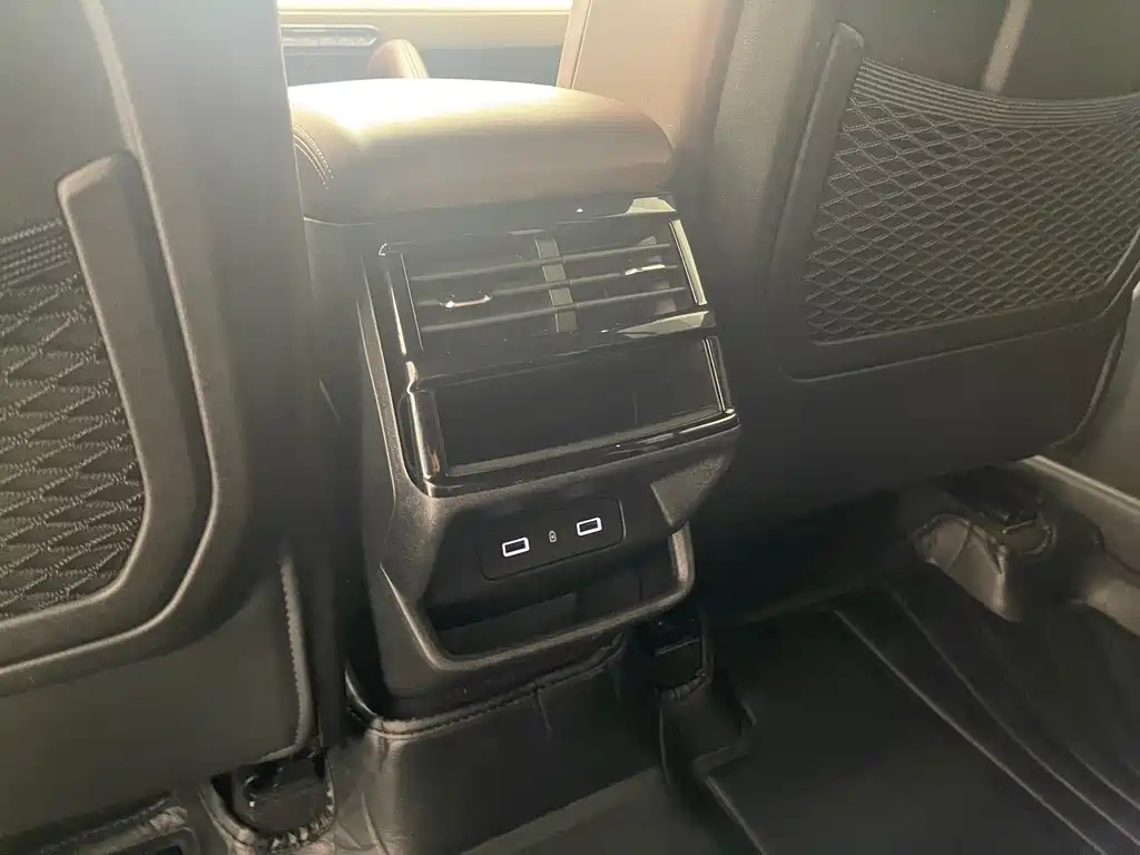 GEELY AUTO MONJARO 2021