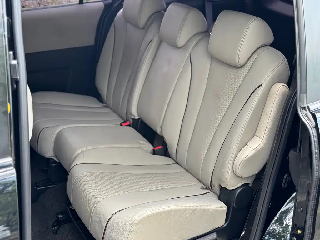 MAZDA 5 2013