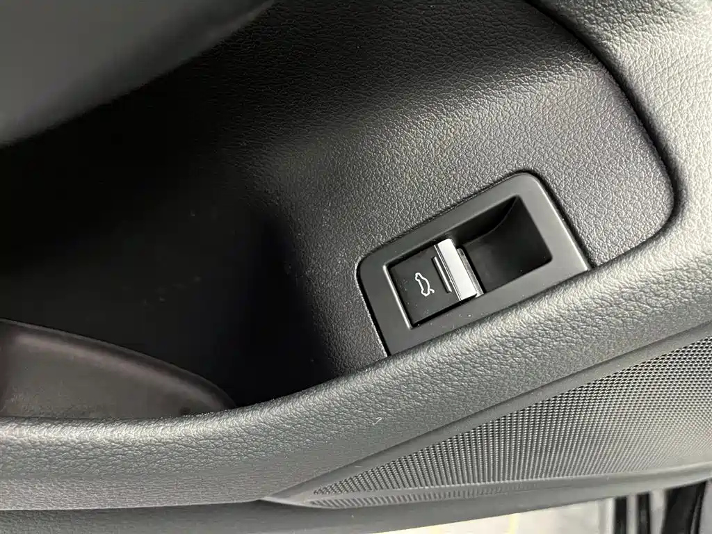 AUDI A6L 2022