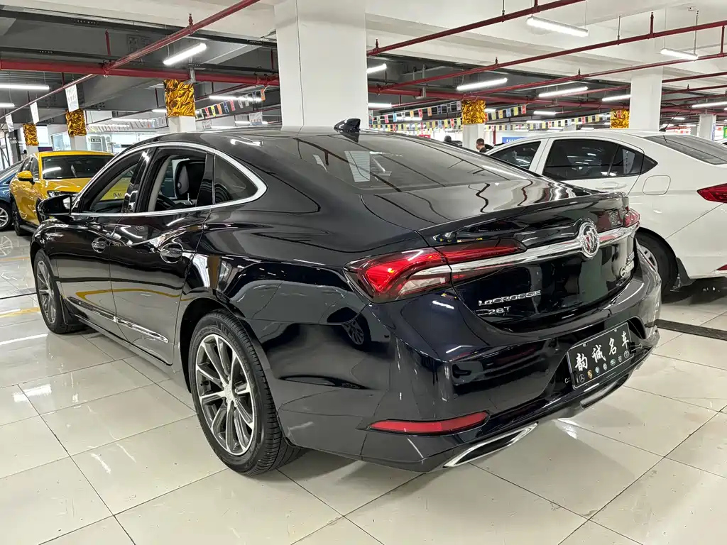 BUICK LACROSSE 2020