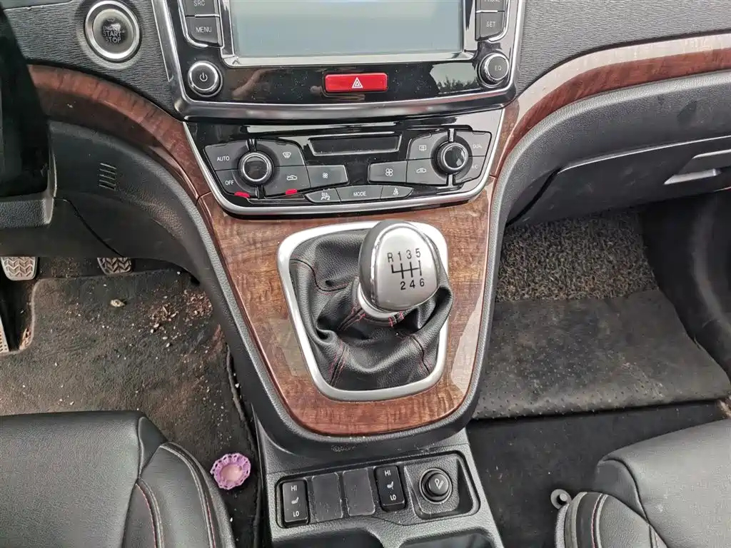 HAVAL H6 2015
