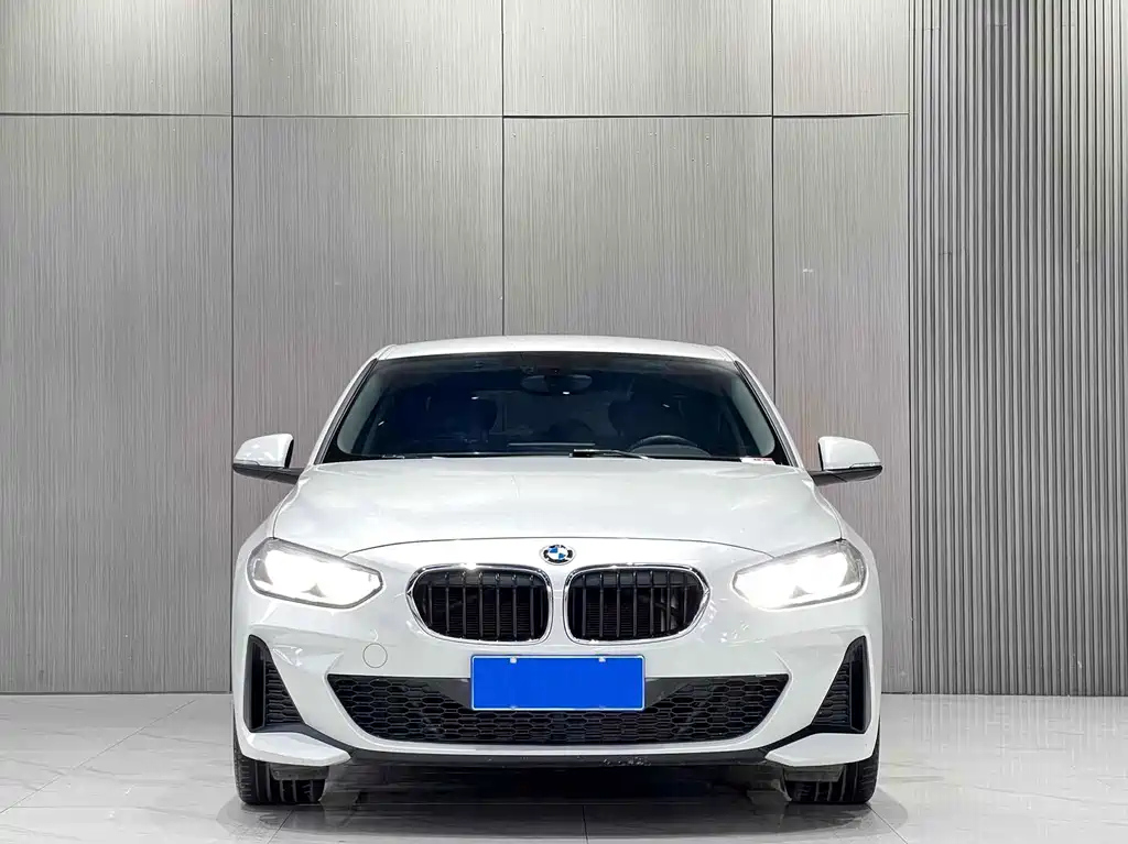 BMW 1-SERIES 2022