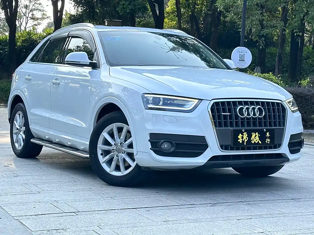 AUDI Q3 IMPORT 2012