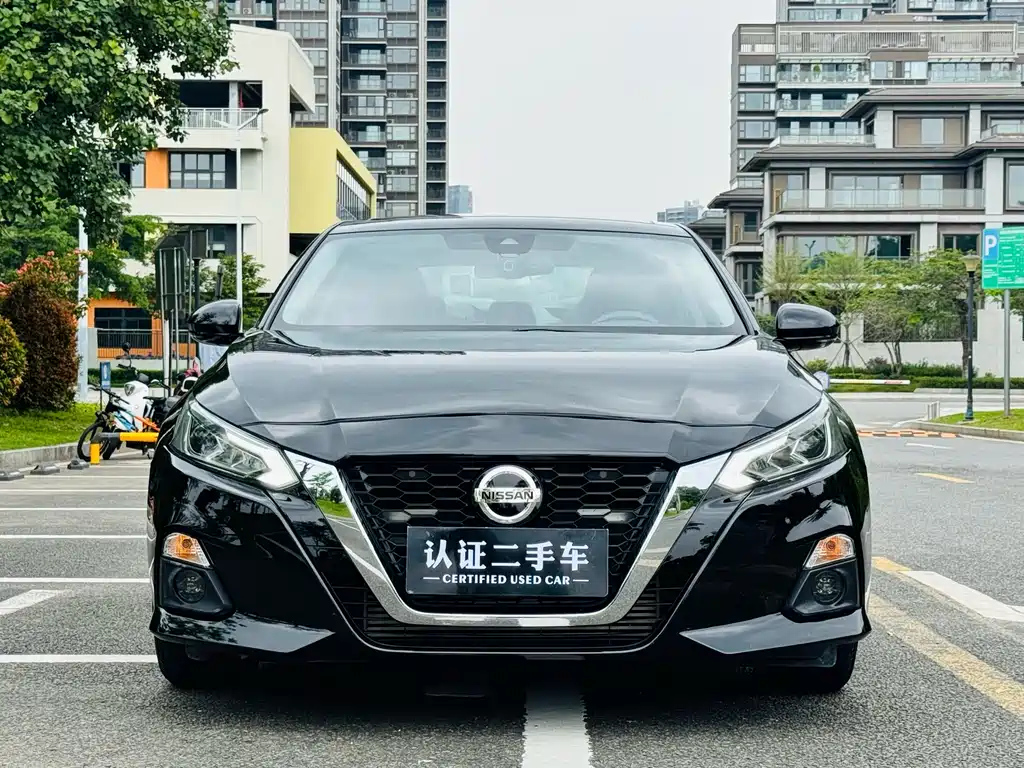 NISSAN TEANA 2019