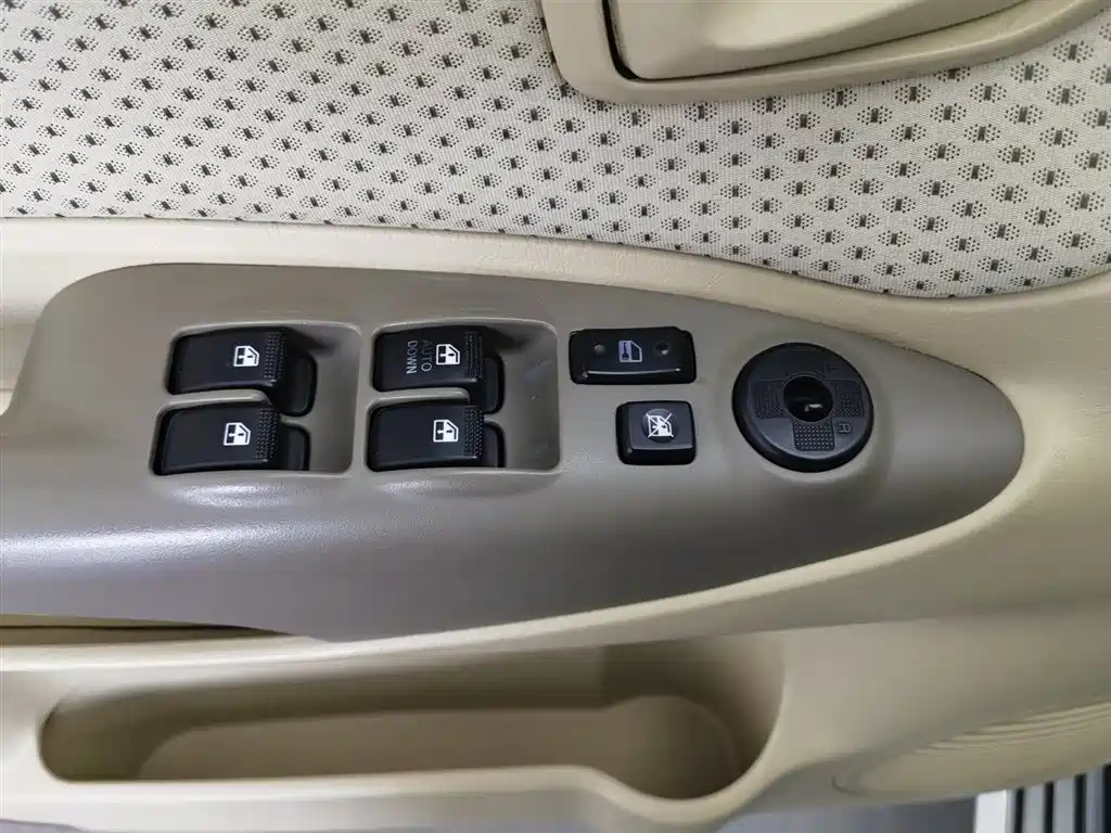 HYUNDAI TUCSON 2013