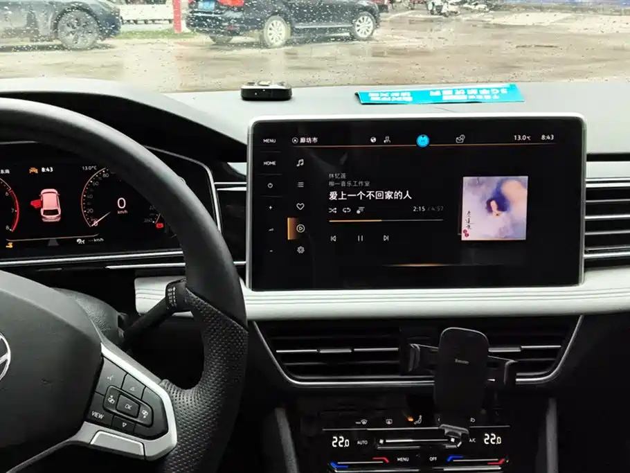 VOLKSWAGEN TIGUAN L 2024