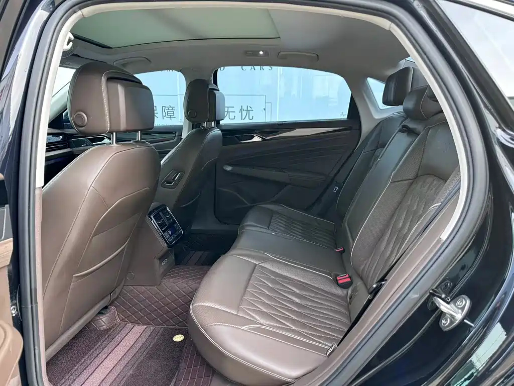 VOLKSWAGEN PASSAT 2020