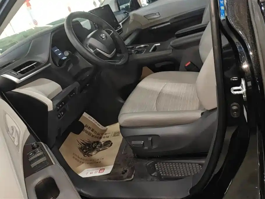 TOYOTA SIENNA SIENNA 2021