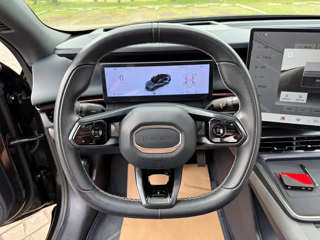 LYNK&CO 07 2024