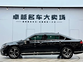 VOLKSWAGEN MAGOTAN 2023