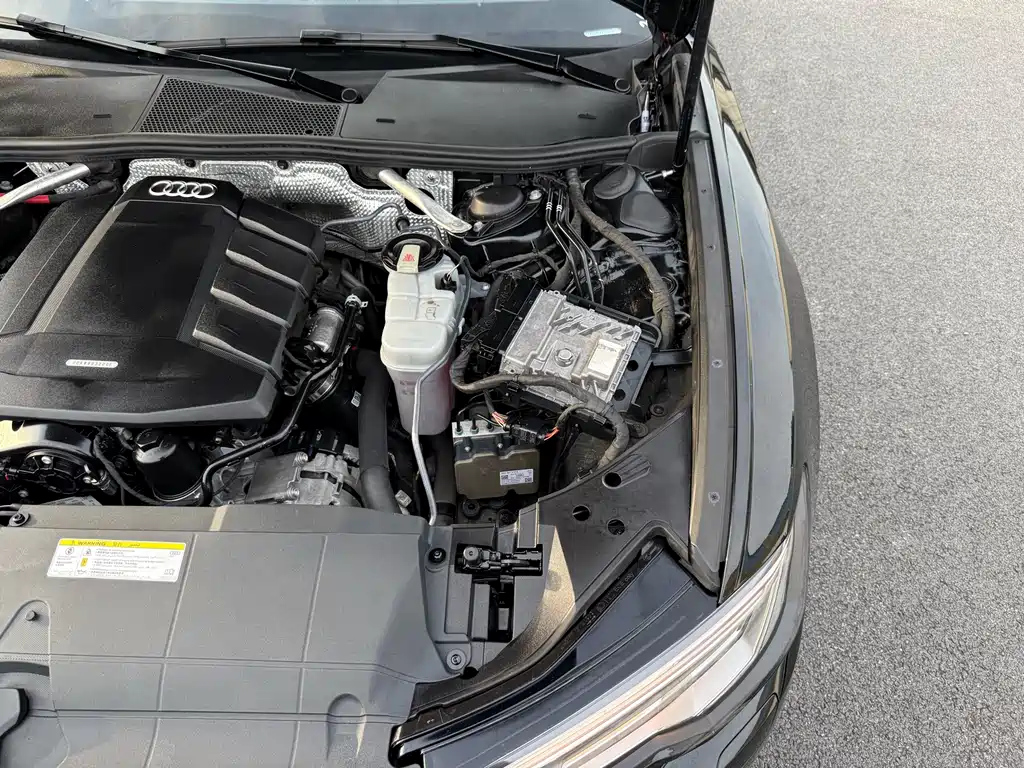 AUDI A6L 2020