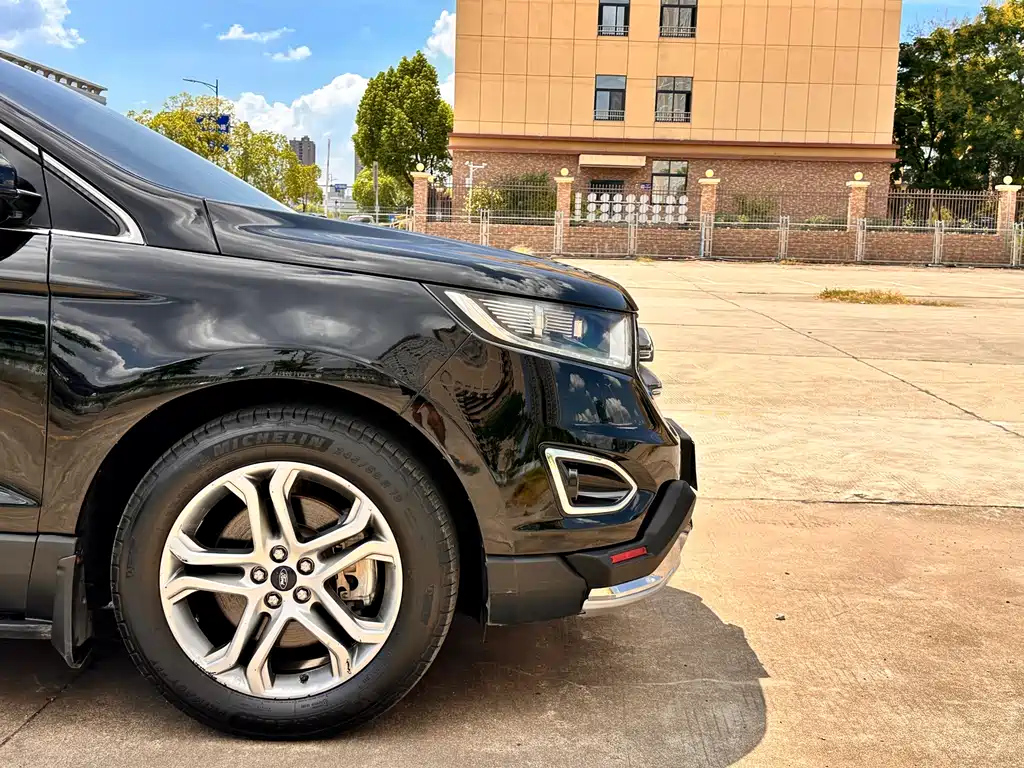 FORD EDGE 2018