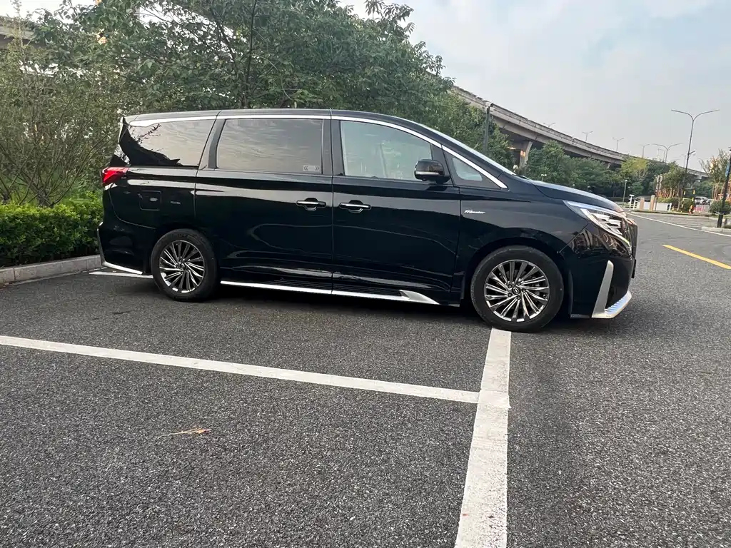 TRUMPCHI M8 2022