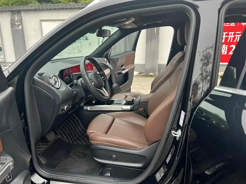 MERCEDES BENZ GLB 2022