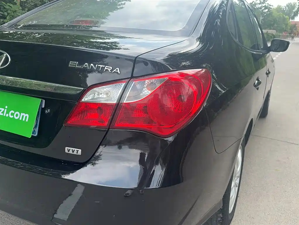 HYUNDAI CELESTA 2011