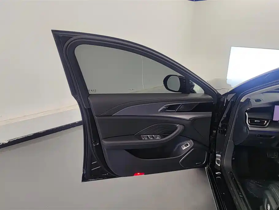 HONGQI H5 2023