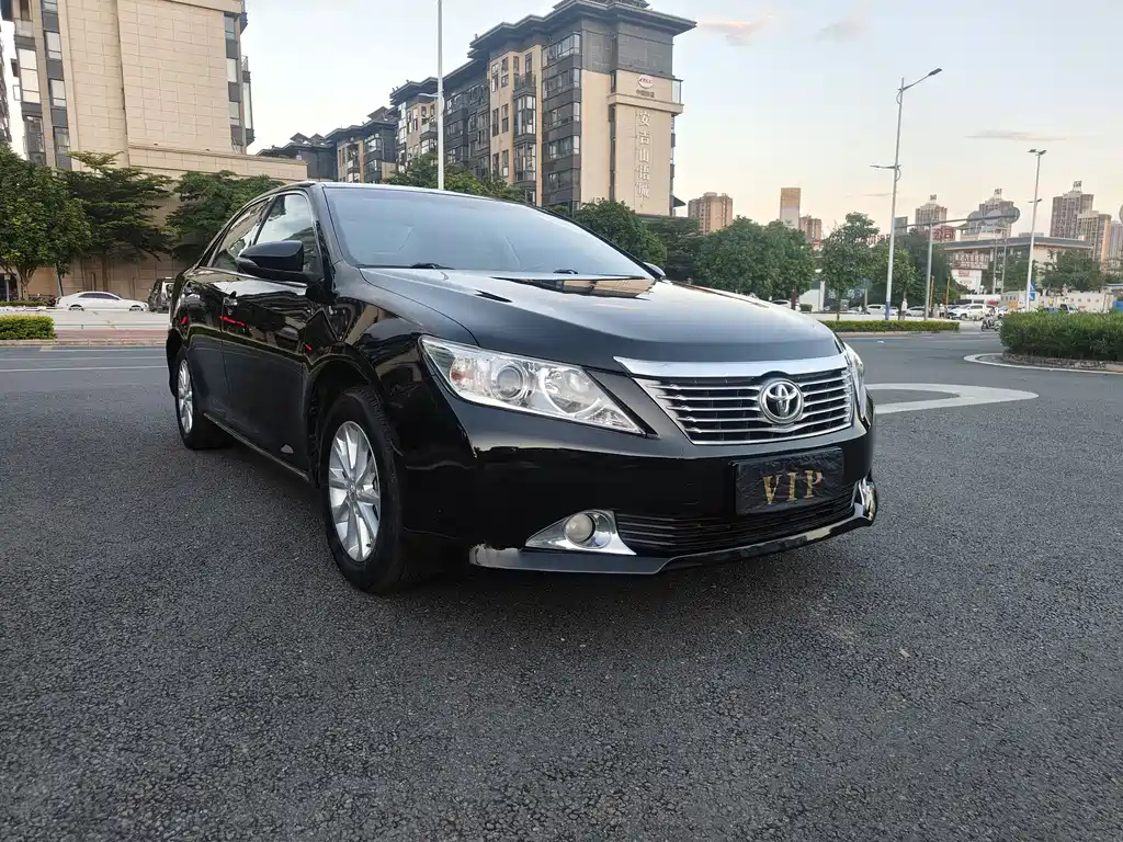 TOYOTA CAMRY 2013