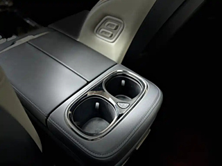 TRUMPCHI M8 2023 YEAR DUAL ENGINE FLAGSHIP 2023