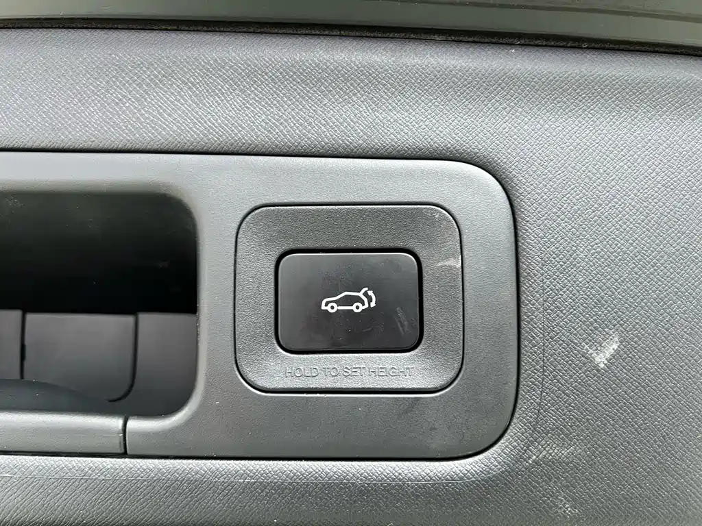 TRUMPCHI E9 2025
