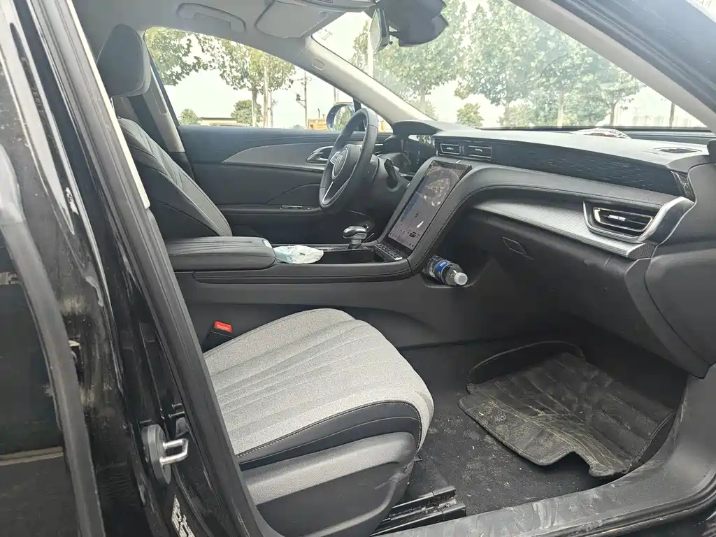 HONGQI H5 2025