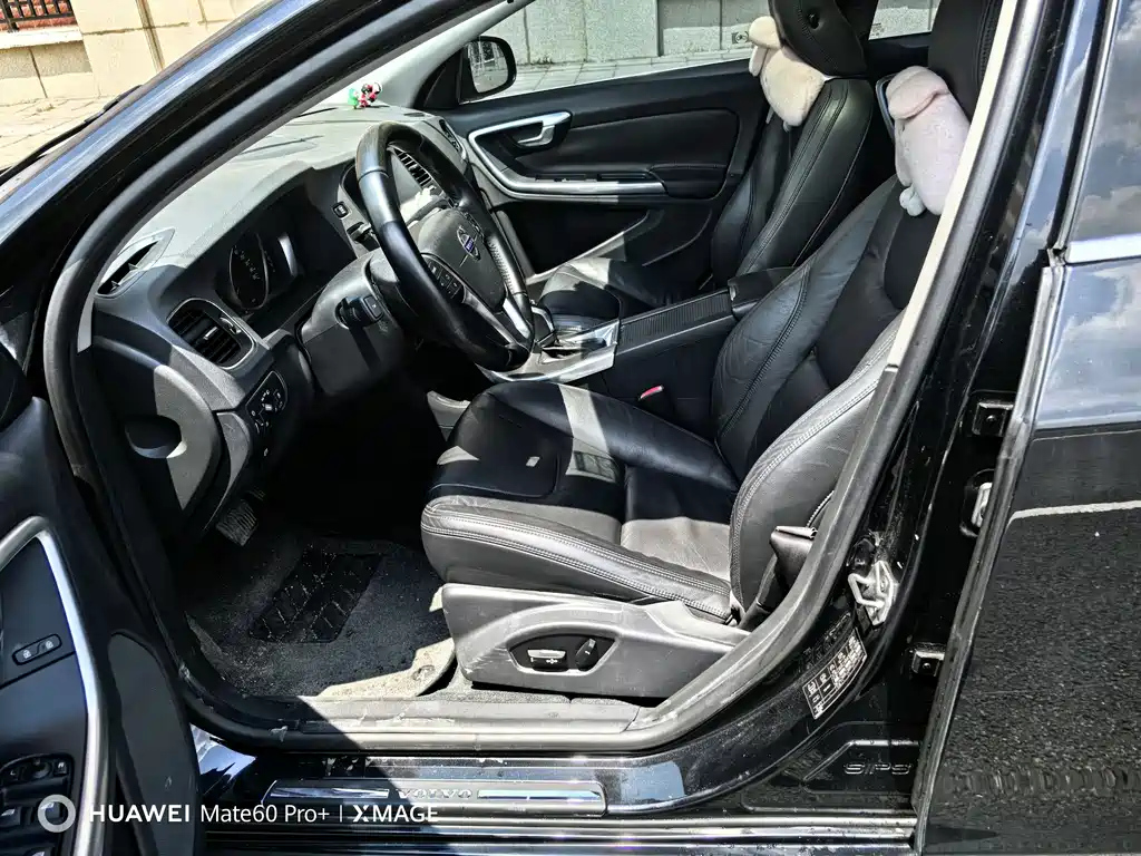VOLVO S60 2014