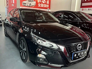 NISSAN TEANA 2019