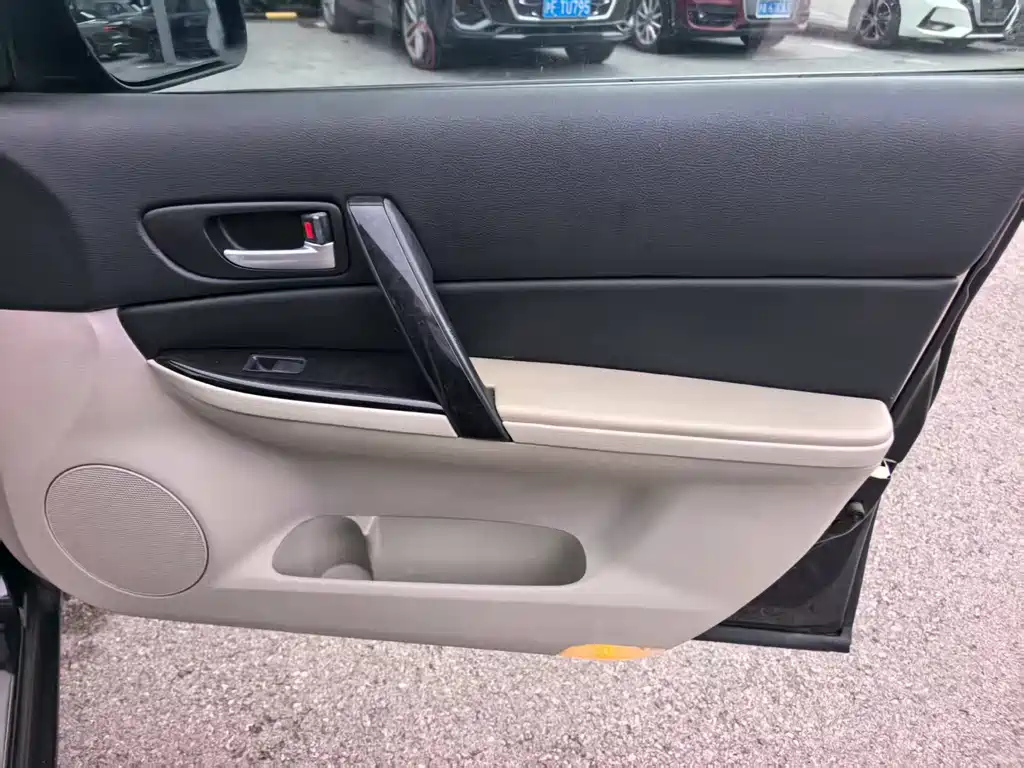 MAZDA 6 2011