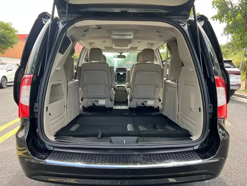 CHRYSLER BIG 捷龙 IMPORT 2015