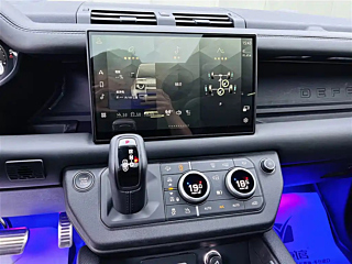 LAND ROVER DEFENDER  2024 YEAR 110 5.0T V8 2024