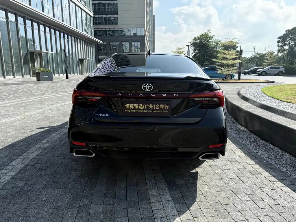 TOYOTA AVALON 2023