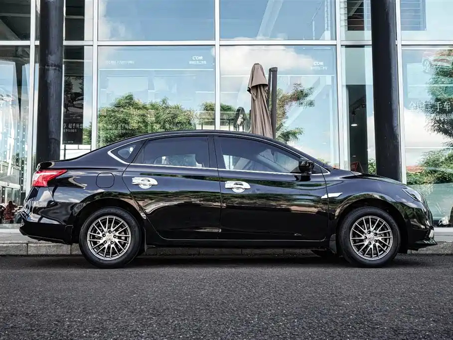 NISSAN SYLPHY 2021