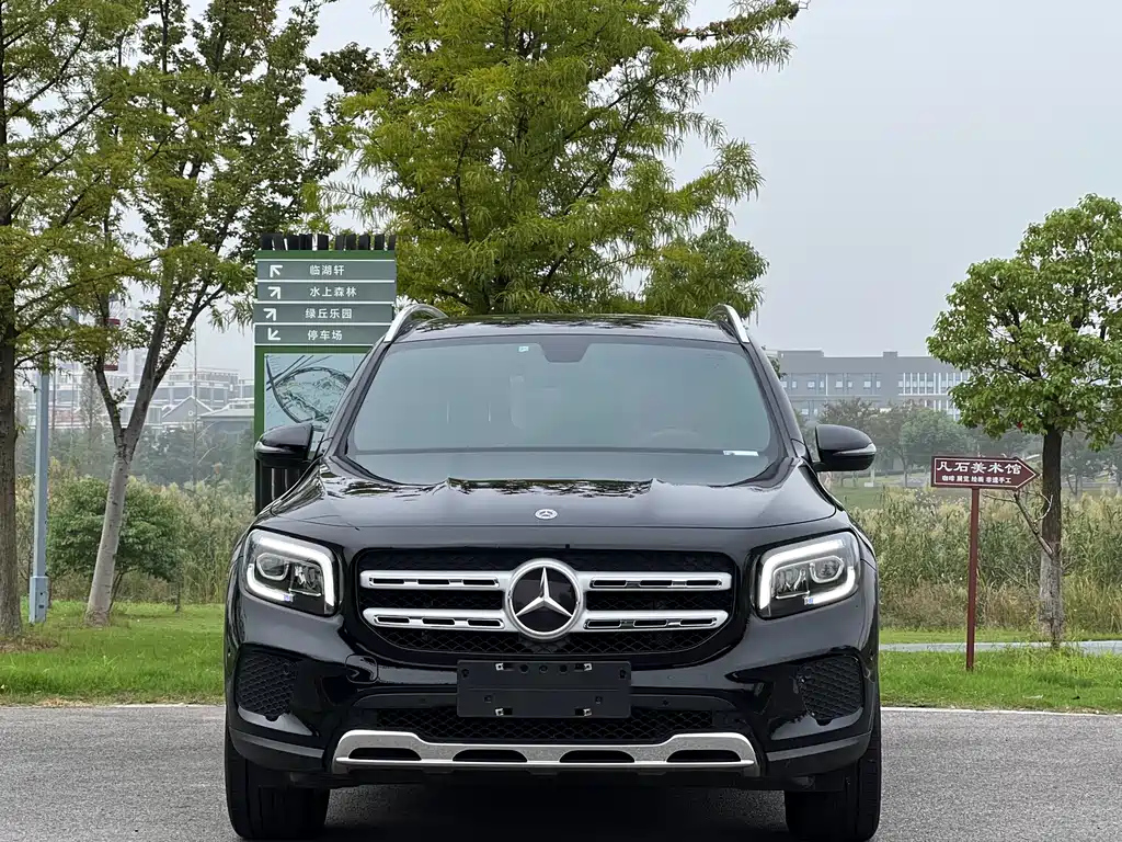 MERCEDES BENZ GLB 2022