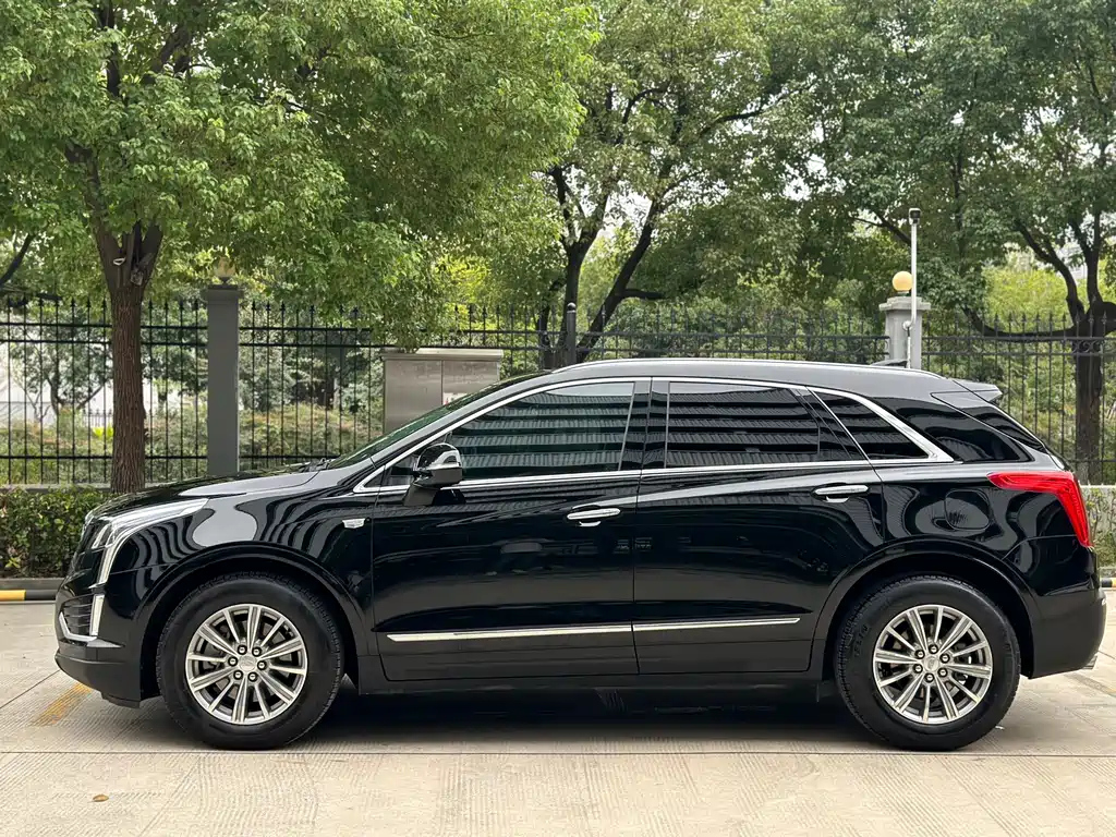CADILLAC XT5 2018