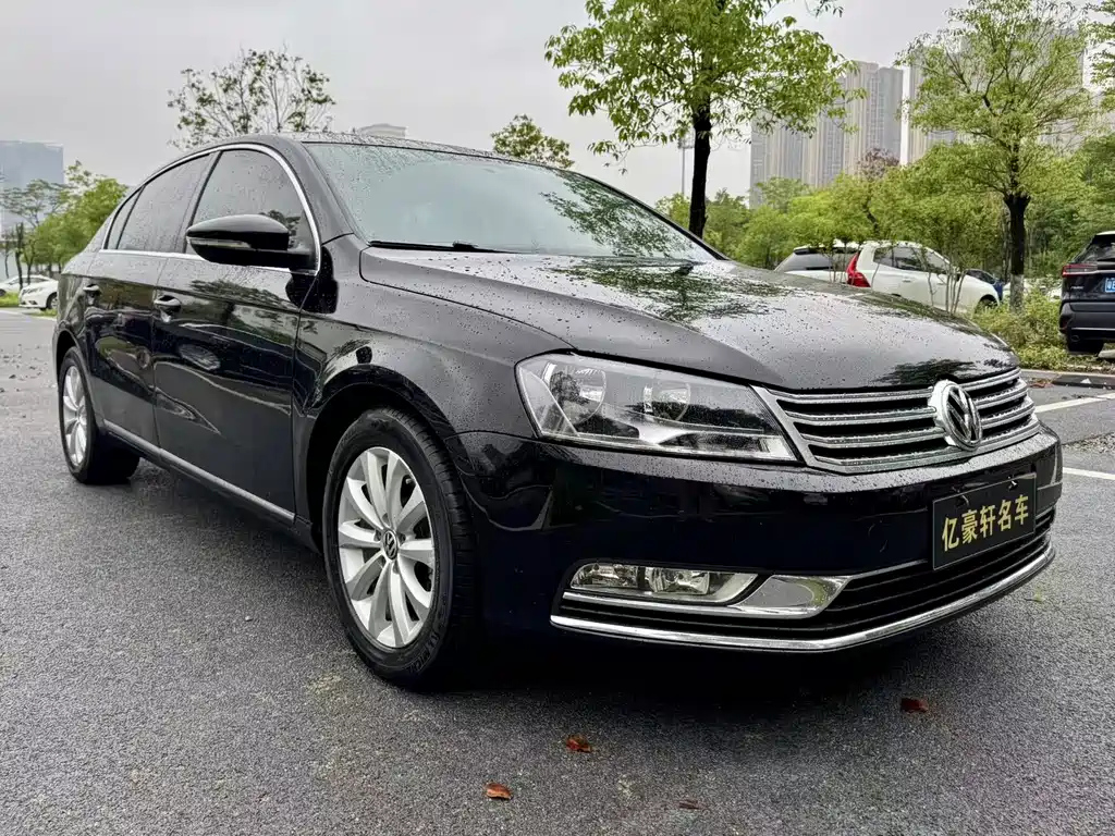 VOLKSWAGEN MAGOTAN 2014