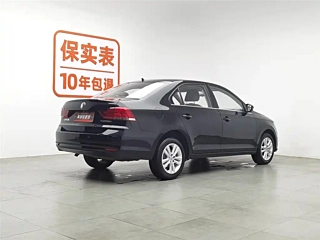 VOLKSWAGEN SANTANA 2019