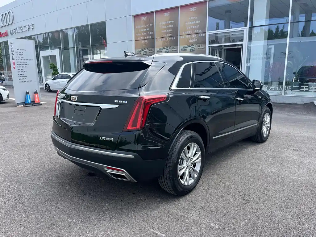 CADILLAC XT5 2022