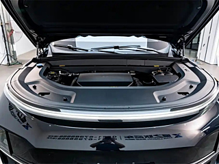 LI AUTO L8  2025 YEAR MAX INTELLIGENT  EDITION 2025