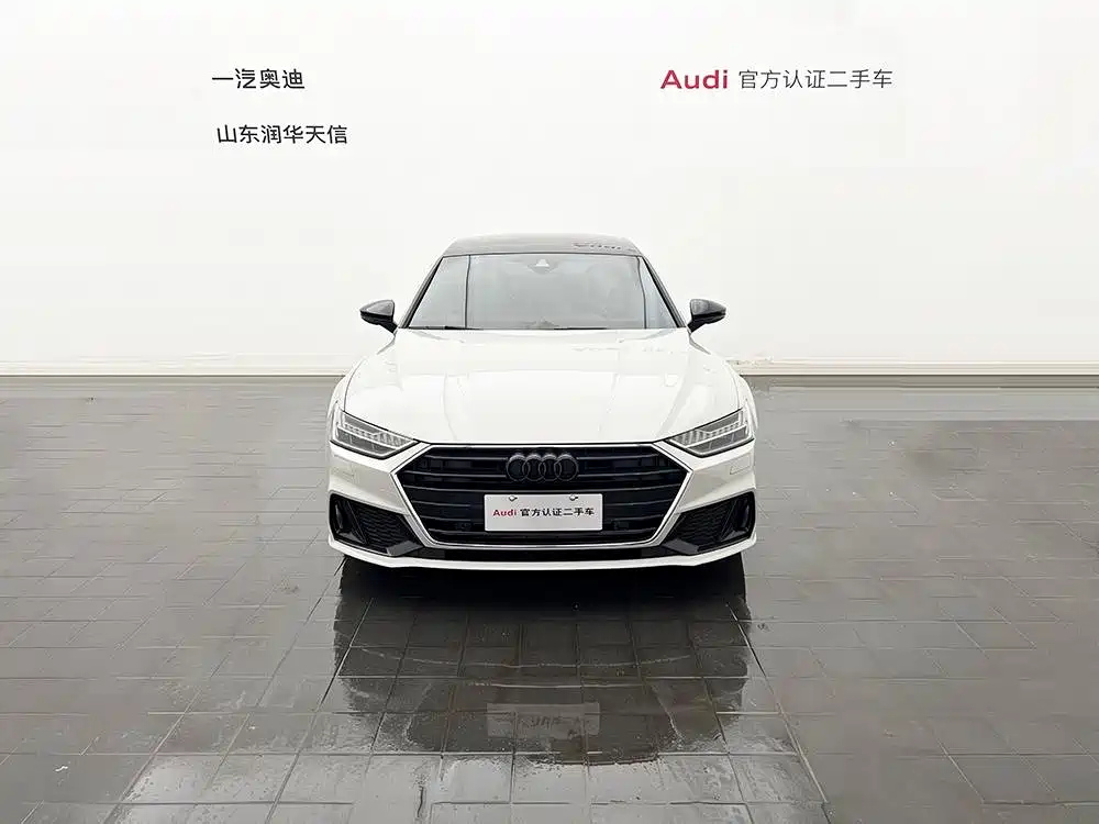 AUDI A7 2022