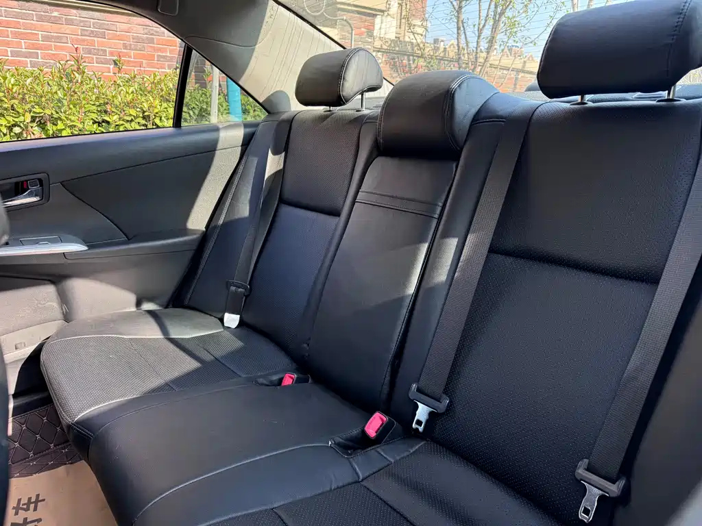 TOYOTA CAMRY 2012