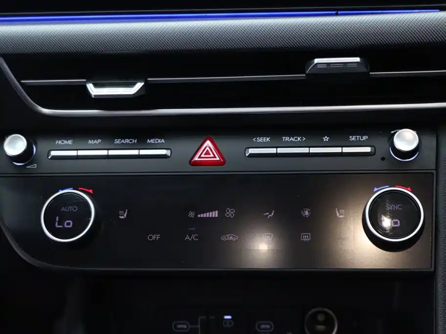 HYUNDAI SONATA 2024
