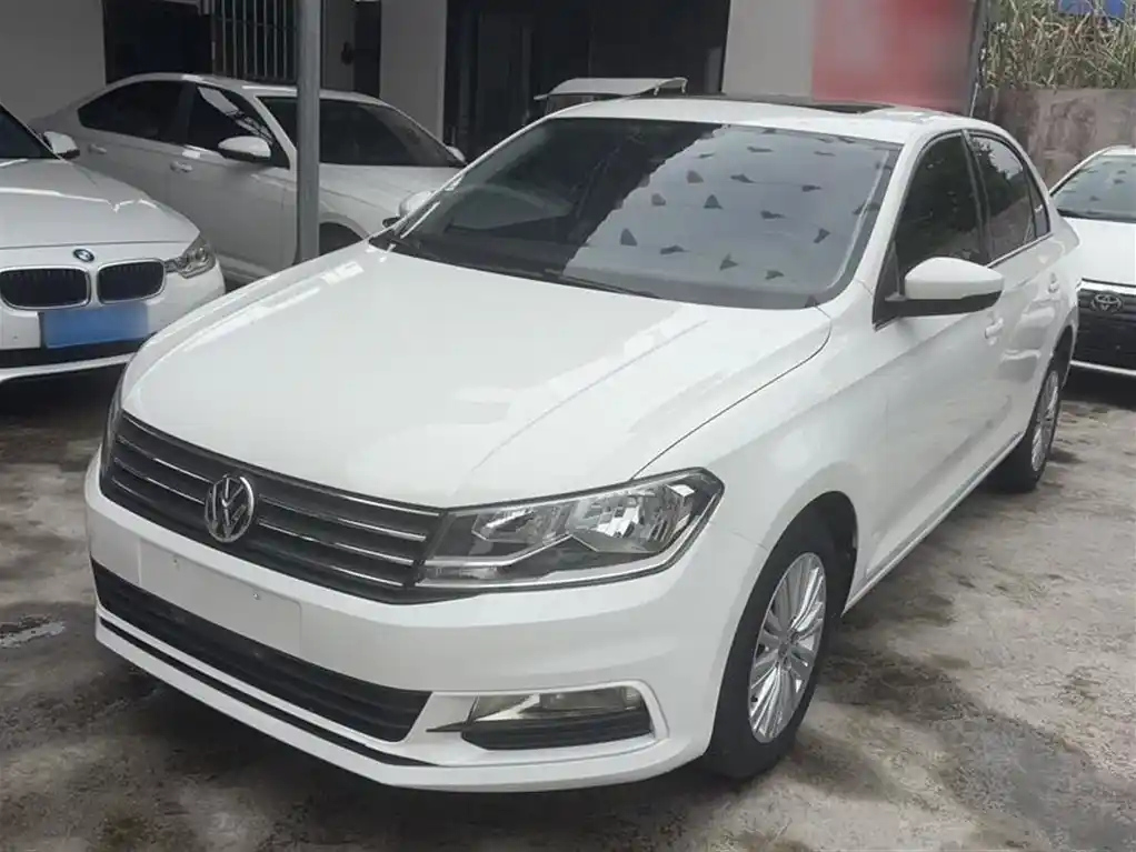 VOLKSWAGEN SANTANA 2018