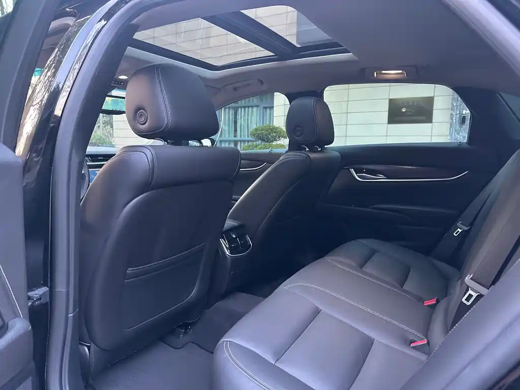 CADILLAC XTS 2018