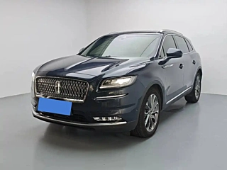 LINCOLN NAVIGATOR 2021