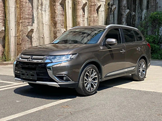 MITSUBISHI OUTLANDER  2016